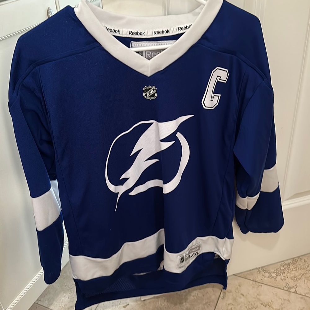 Tampa Bay Lightening hockey jersey